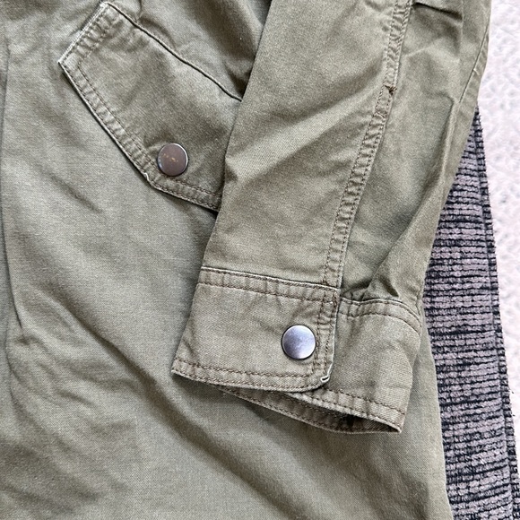 Lightweight Cargo Jacket - Picture 3 of 3